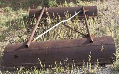 (rusty junk)