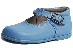(Nicole's shoe)